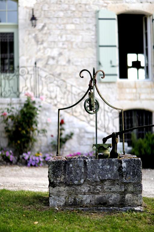 Domaine De Lamassas Bed and Breakfast Hautefage-la-Tour Buitenkant foto